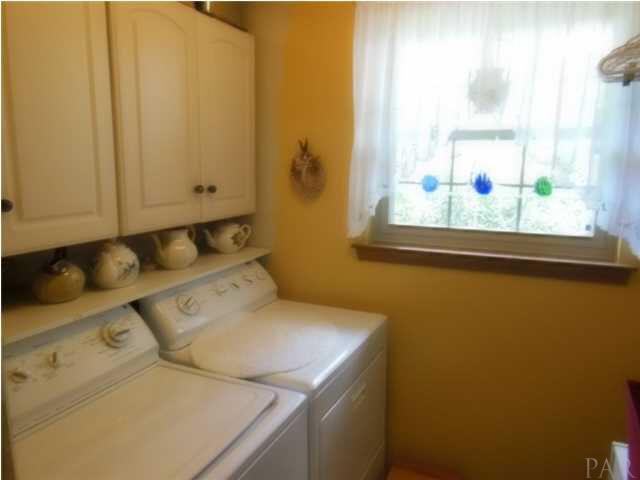 520 Turnberry Road Cantonment, FL 32533 - Photo 12 of 25 Laundry with Cabinets for Storage