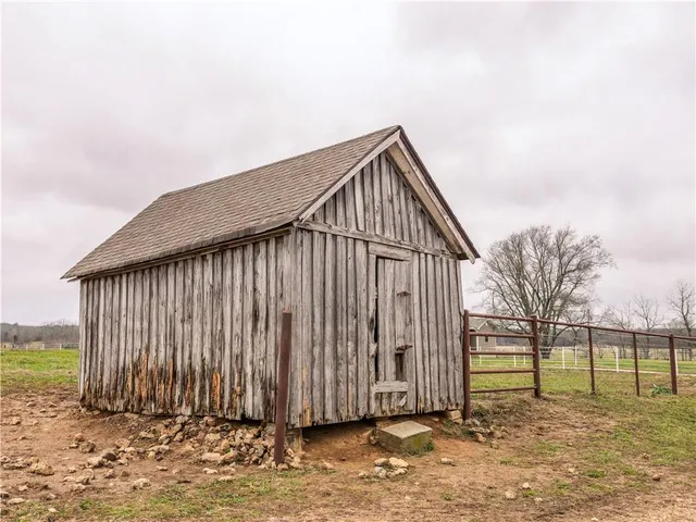 $565,000 | Y Highway, Birch Tree, MO 65438