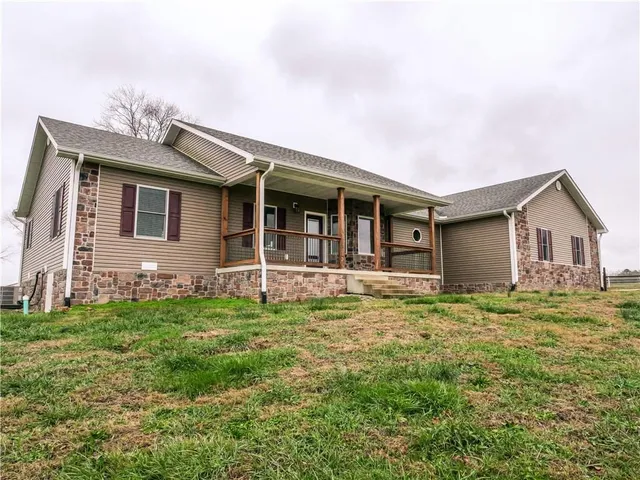 $565,000 | Y Highway, Birch Tree, MO 65438