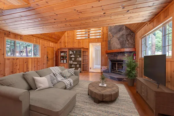$1,639,000 | 590 Tunnington Drive, Carnelian Bay, CA 96140