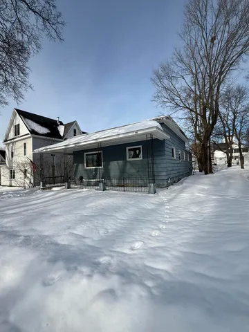 $55,000 | 305 East Chapin Street, Cadillac, MI 49601