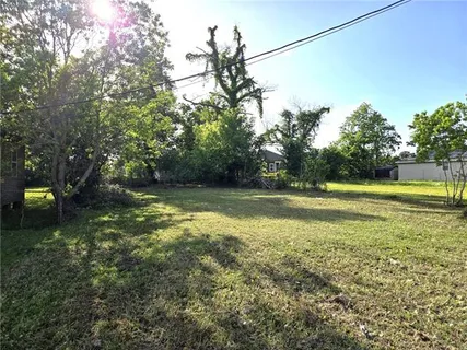 $17,000 | 4632 Eastview Drive, New Orleans, LA 70126