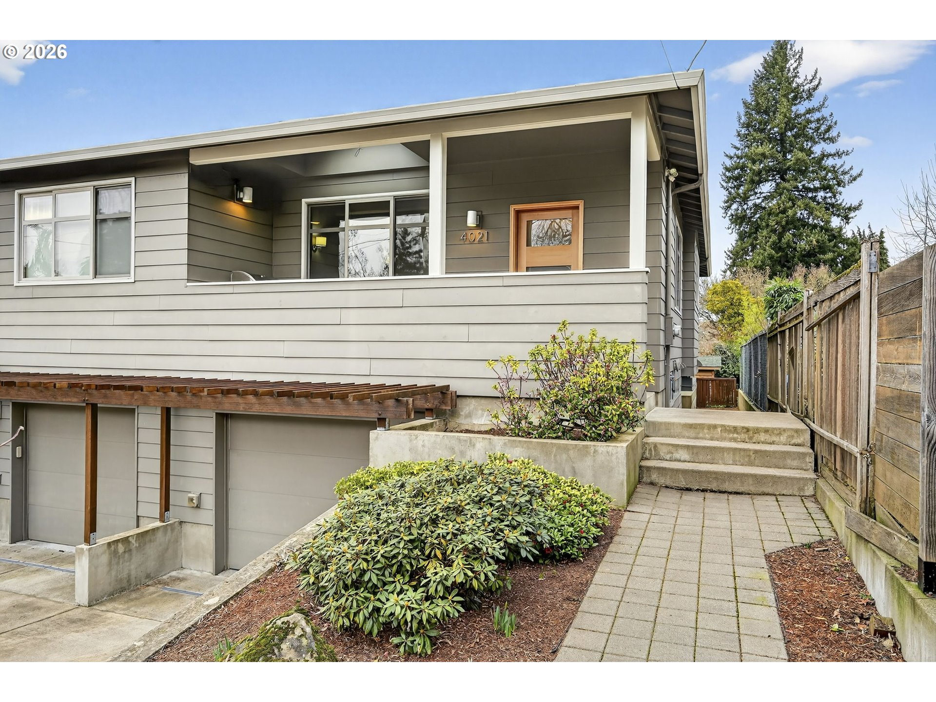 4021 Southeast Liebe Street Portland, OR 97202 - Photo 4 of 39