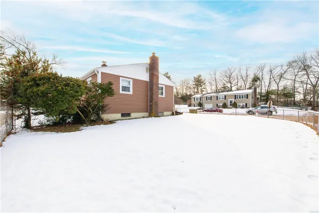 $429,000 | 32 Lydia Road, Coventry, RI 02816