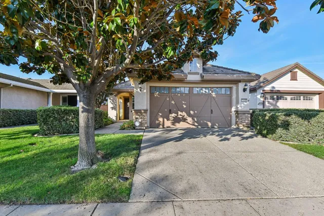 $525,000 | 7448 Abbey Circle, Elk Grove, CA 95757