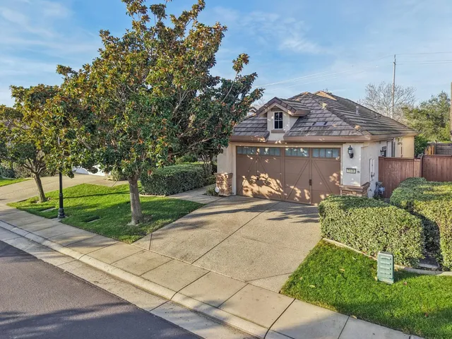 $525,000 | 7448 Abbey Circle, Elk Grove, CA 95757