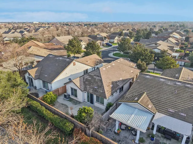 $525,000 | 7448 Abbey Circle, Elk Grove, CA 95757