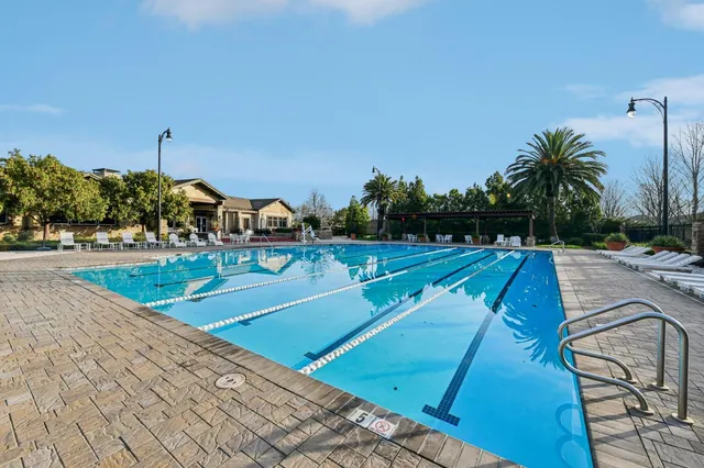 $525,000 | 7448 Abbey Circle, Elk Grove, CA 95757