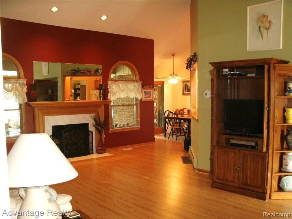 71376 Weeks Road Richmond, MI 48062 - Photo 5 of 32 1 (8).JPG