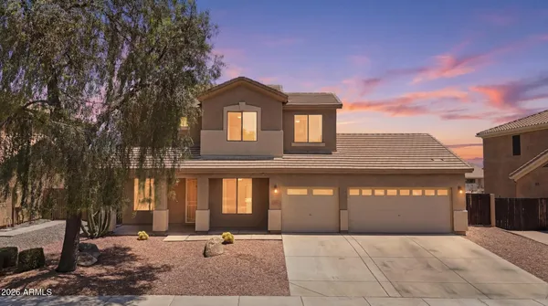 $674,900 | 7407 West Honeysuckle Drive, Peoria, AZ 85383