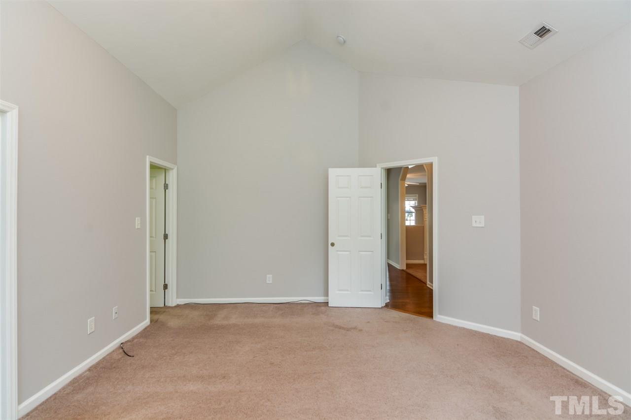 5212 Portside Lane Raleigh, NC 27610 - Photo 12 of 25 Gallery Image 12