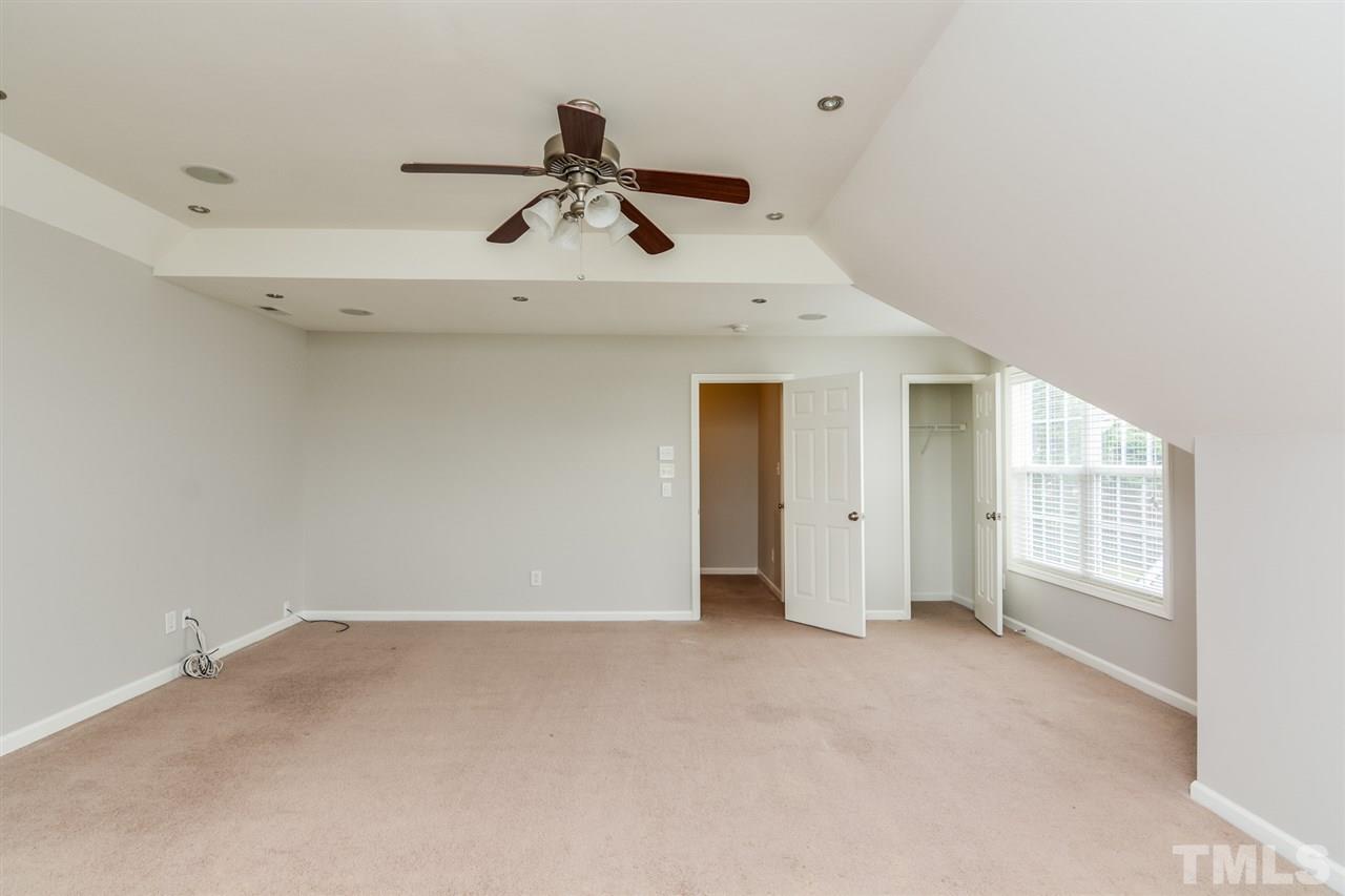 5212 Portside Lane Raleigh, NC 27610 - Photo 14 of 25 Gallery Image 14
