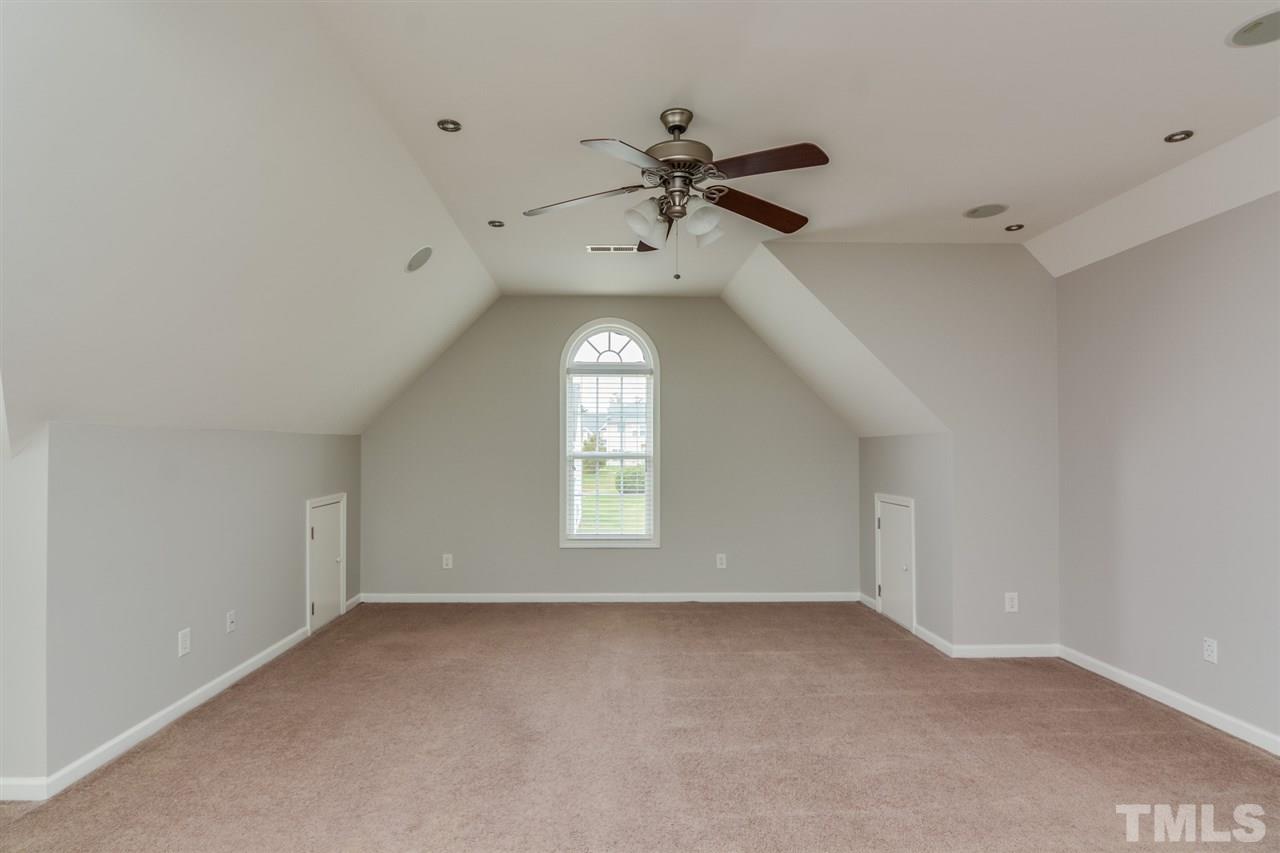 5212 Portside Lane Raleigh, NC 27610 - Photo 15 of 25 Gallery Image 15
