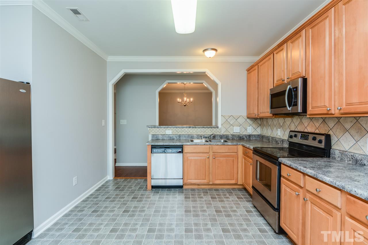 5212 Portside Lane Raleigh, NC 27610 - Photo 4 of 25 Gallery Image 4