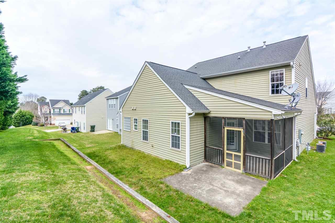 5212 Portside Lane Raleigh, NC 27610 - Photo 6 of 25 Gallery Image 6
