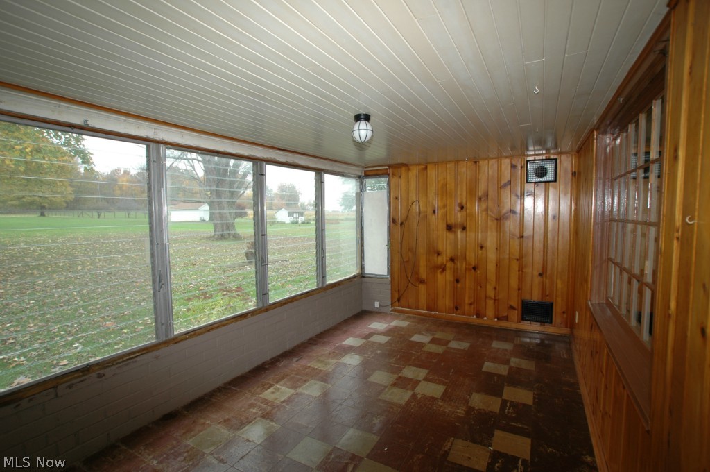 12616 Mason Road Vermilion, OH 44089 - Photo 11 of 16 Gallery Image 11