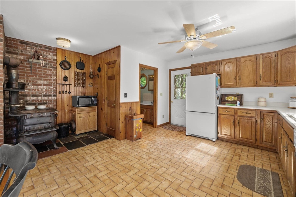 110 B High Street Upton, MA 01568 - Photo 16 of 40