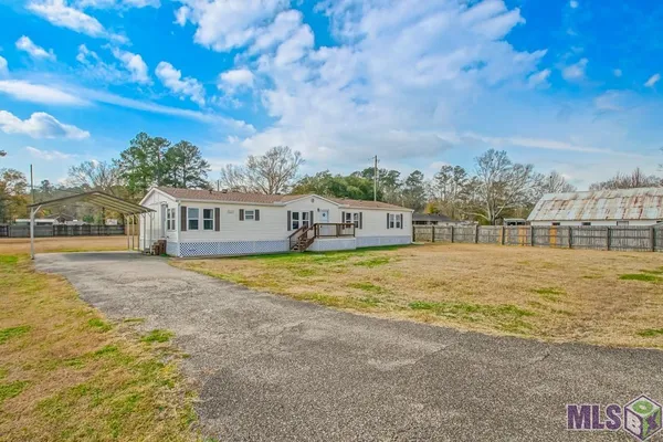 $175,000 | 9958 Little John Avenue, Denham Springs, LA 70706