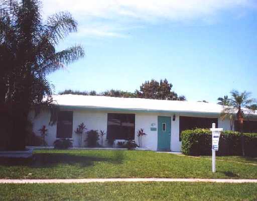951 Northeast 4th Street Boca Raton, FL 33432 - Photo 1 of 3 Primary Photo