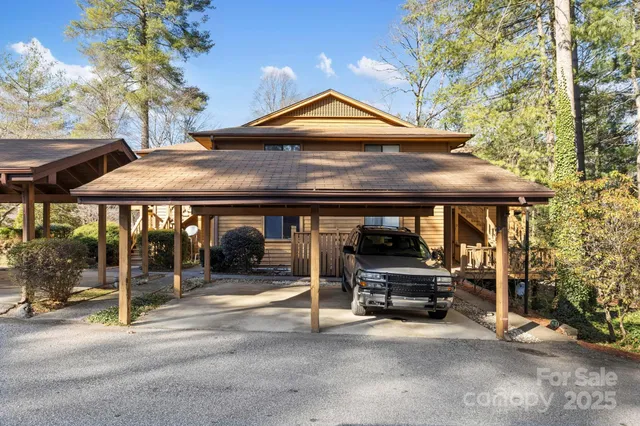 $175,000 | 521 Courtwood Lane, Unit 7, Hendersonville, NC 28739