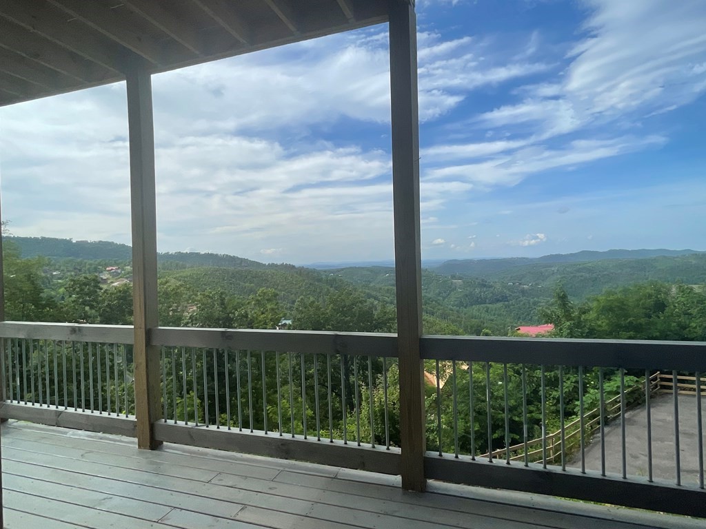 1005 Village Loop Road Gatlinburg, TN 37738 - Photo 24 of 56 Gallery Image 24