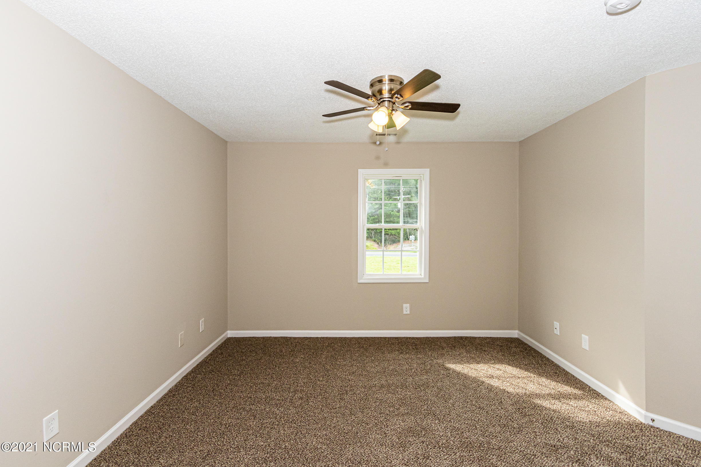 377 Fowler Manning Road Richlands, NC 28574 - Photo 42 of 52 HALLIE (1 of 1)-36