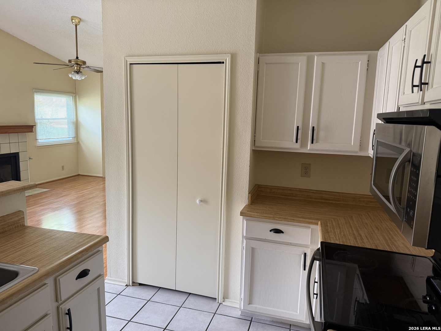 3400 Ridge Smoke San Antonio, TX 78247 - Photo 5 of 15