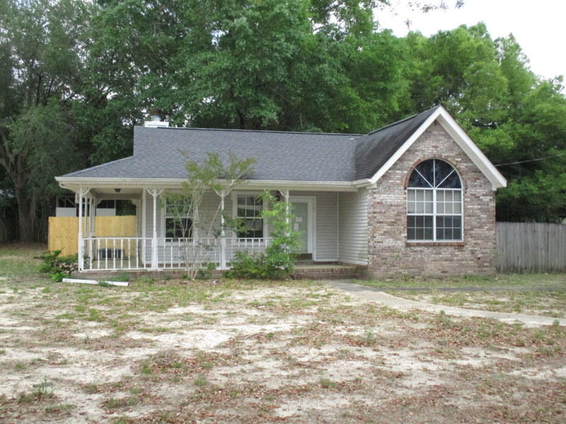 4783 Primrose Street Crestview, FL 32539 - Photo 1 of 13 IMG_8671