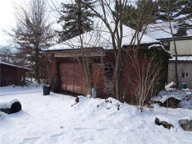 a view of outdoor space yard and deck