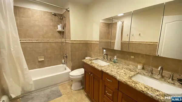 $5,600 | 102 West Saddle River Road, Saddle River, NJ 07458