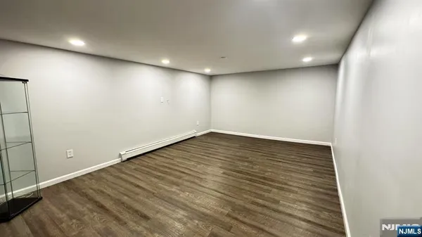 $5,600 | 102 West Saddle River Road, Saddle River, NJ 07458