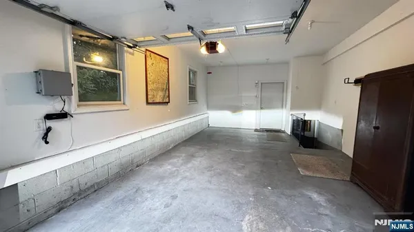 $5,600 | 102 West Saddle River Road, Saddle River, NJ 07458