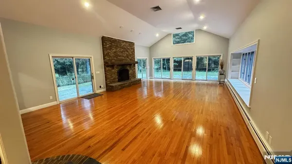 $5,600 | 102 West Saddle River Road, Saddle River, NJ 07458