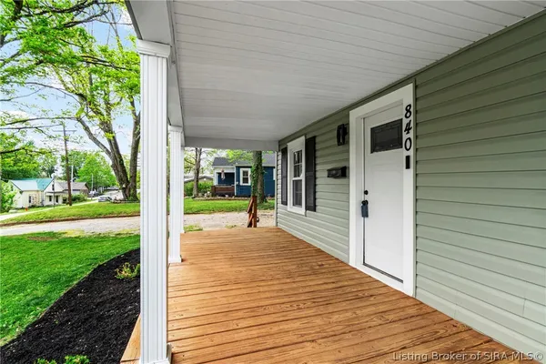 $209,900 | 840 East Walnut Street, Corydon, IN 47112
