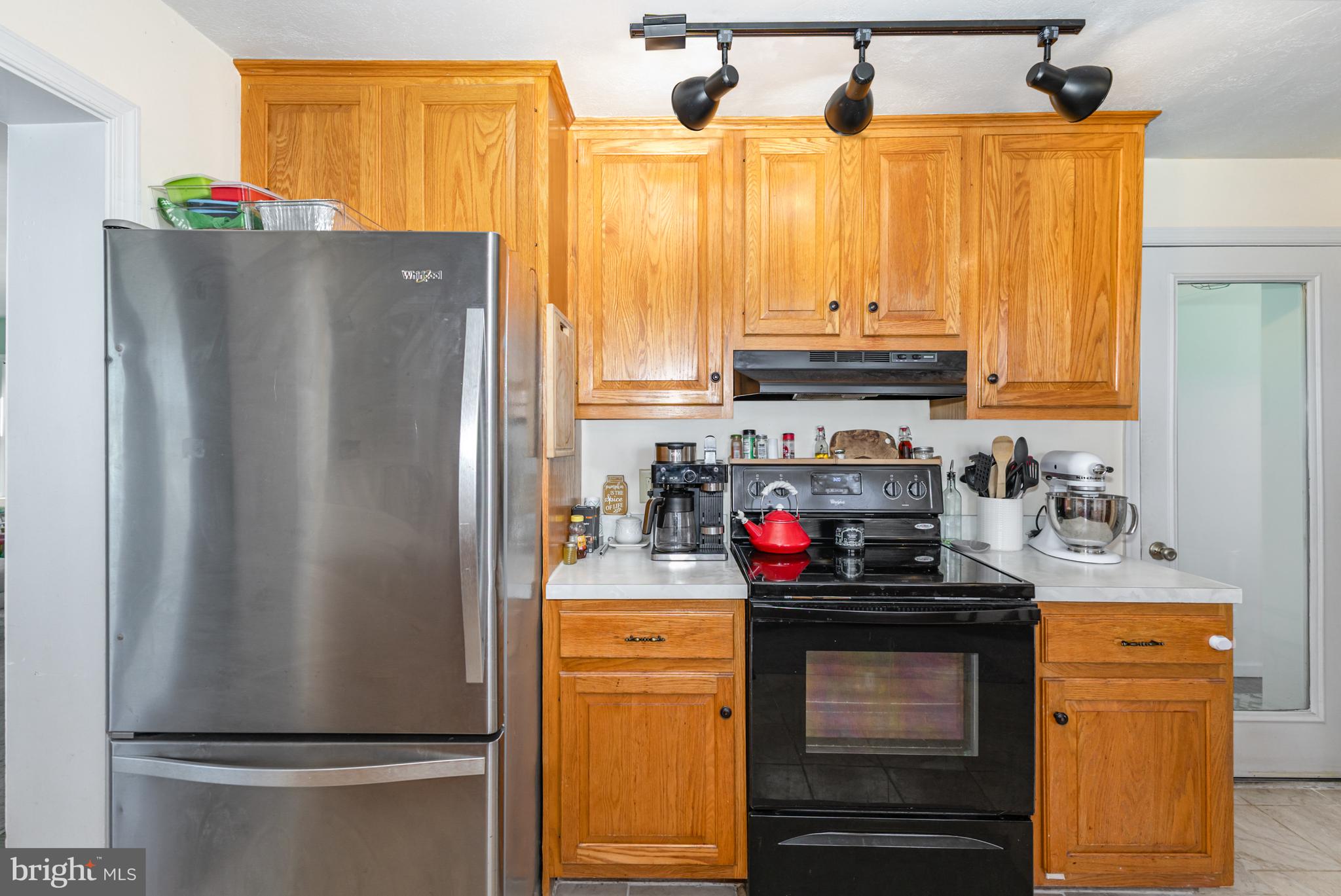 2215 Colebrook Road Lebanon, PA 17042 - Photo 12 of 35