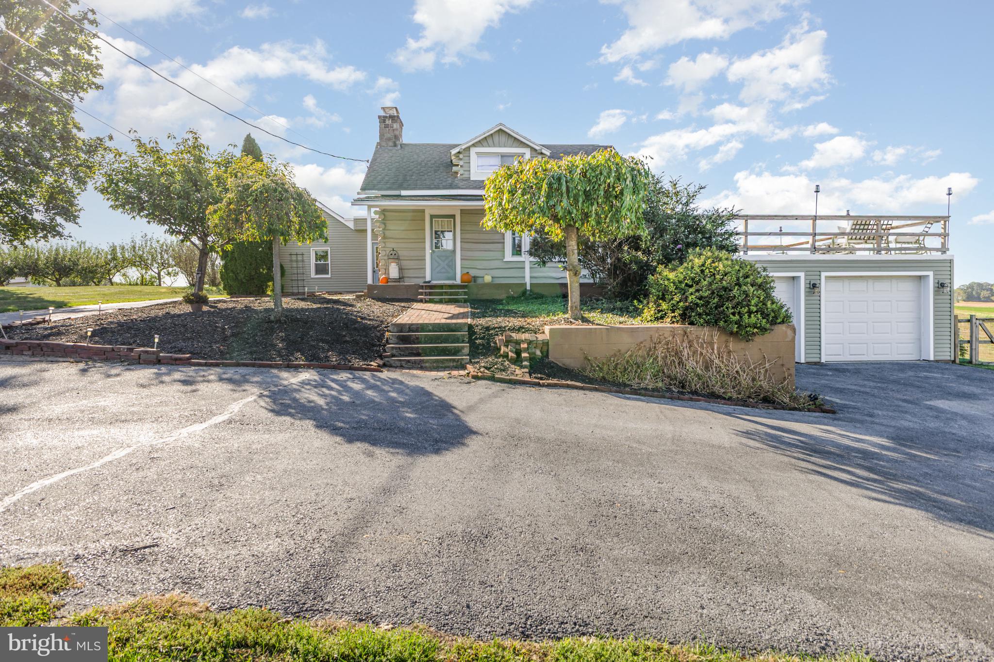 2215 Colebrook Road Lebanon, PA 17042 - Photo 4 of 35