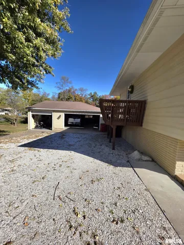 $249,000 | 728 East Tolton Drive, Quincy, IL 62305