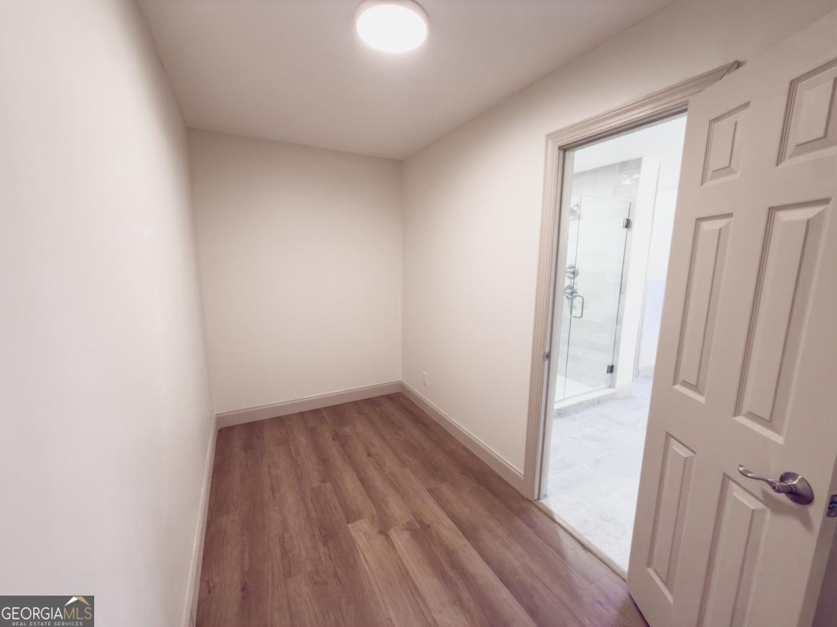 5885 Val Del Road Hahira, GA 31632 - Photo 11 of 27