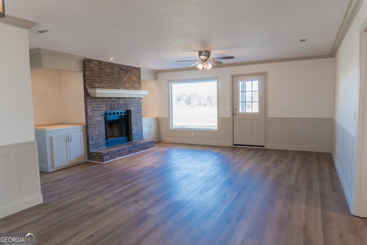 5885 Val Del Road Hahira, GA 31632 - Photo 3 of 27