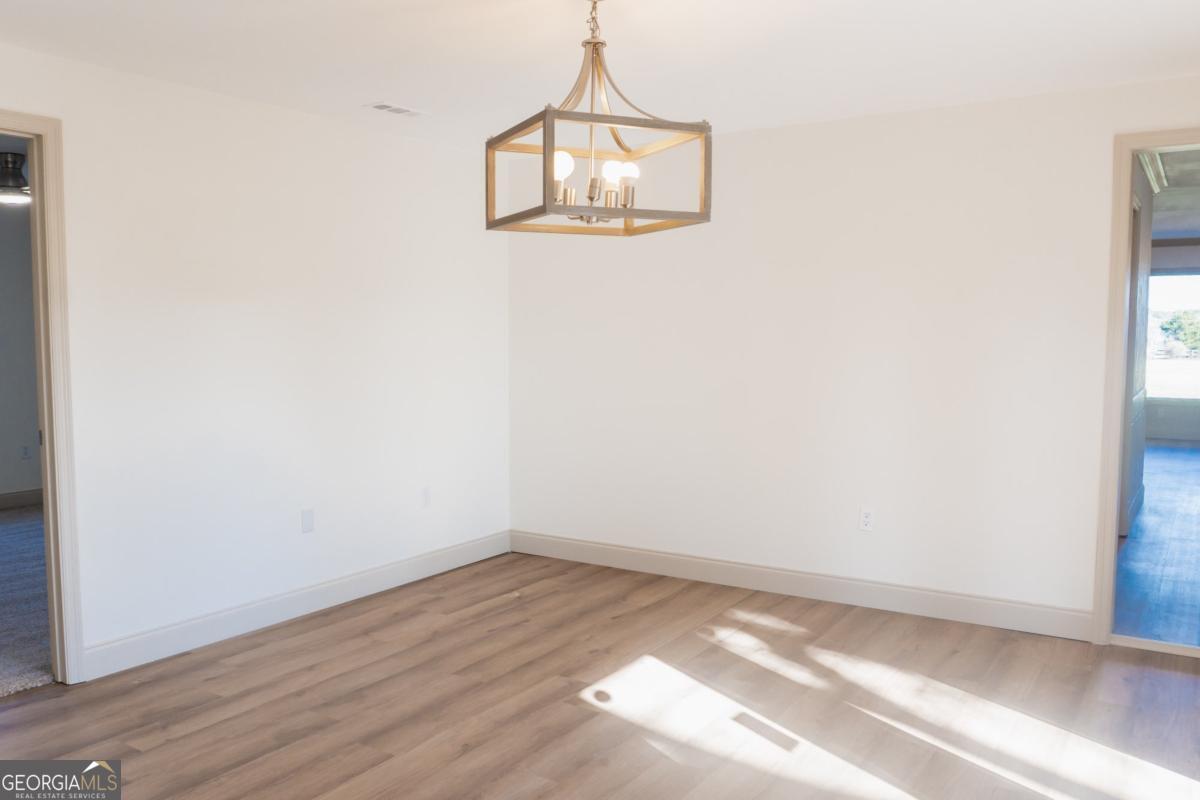 5885 Val Del Road Hahira, GA 31632 - Photo 6 of 27