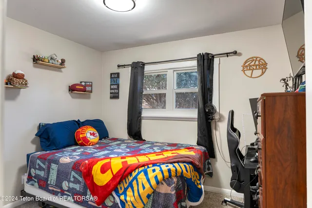 $399,000 | 407 North 1st Street, Dubois, WY 82513