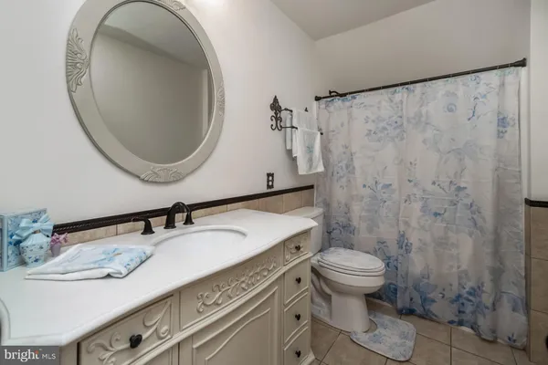 $640,000 | 33 Starseed Drive, Bangor, PA 18013