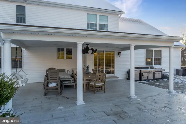 $645,000 | 33 Starseed Drive, Bangor, PA 18013