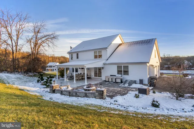 $645,000 | 33 Starseed Drive, Bangor, PA 18013