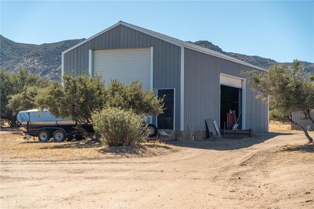 44451 Tule Fire Road Anza, CA 92539 - Photo 68 of 75 Shop
