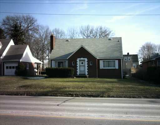 956 Freeport Road Brackenridge, PA 15014 - Photo 1 of 8 Exterior Front.