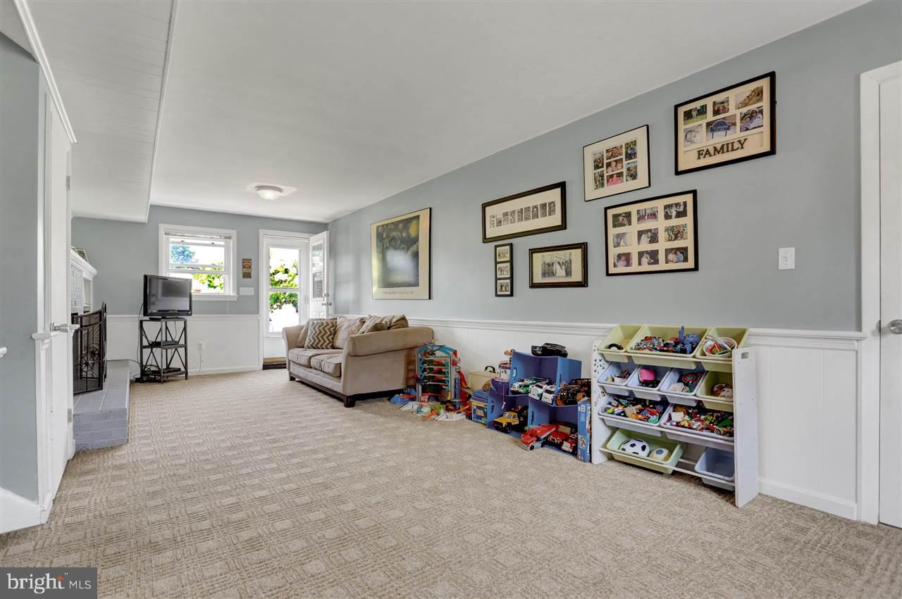 1761 Topaz Road York, PA 17408 - Photo 15 of 27 Gallery Image 15