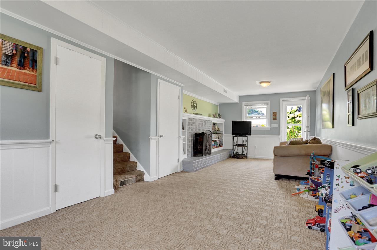 1761 Topaz Road York, PA 17408 - Photo 16 of 27 Gallery Image 16
