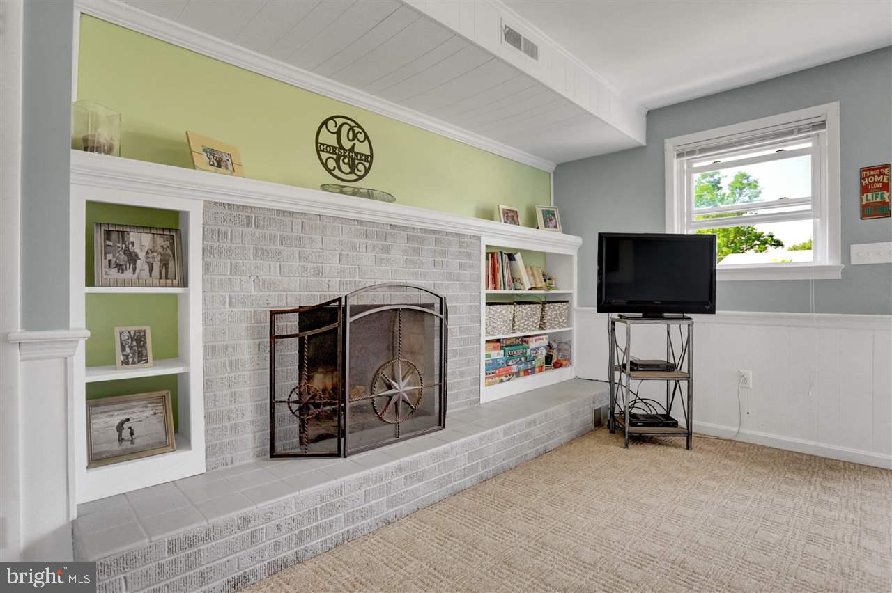 1761 Topaz Road York, PA 17408 - Photo 18 of 27 Gallery Image 18