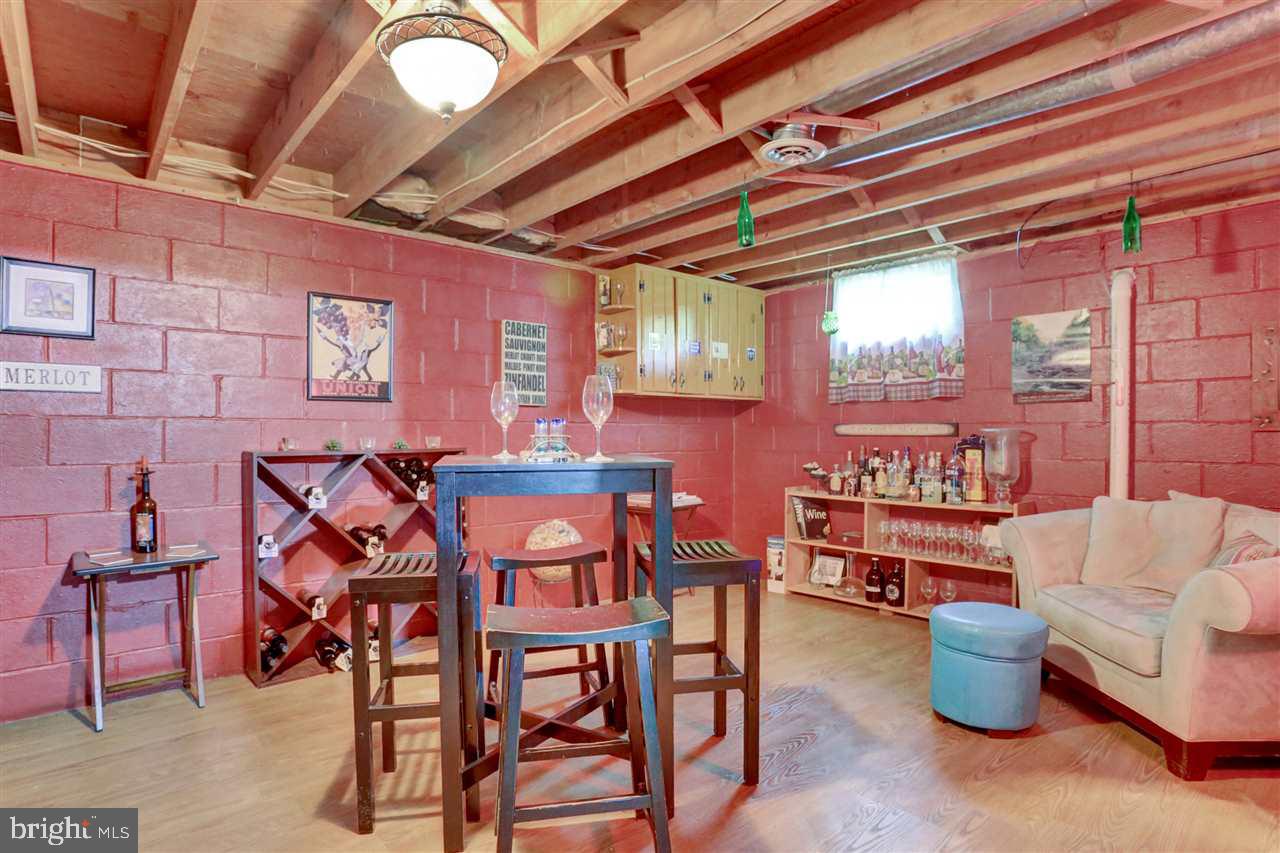 1761 Topaz Road York, PA 17408 - Photo 19 of 27 Gallery Image 19